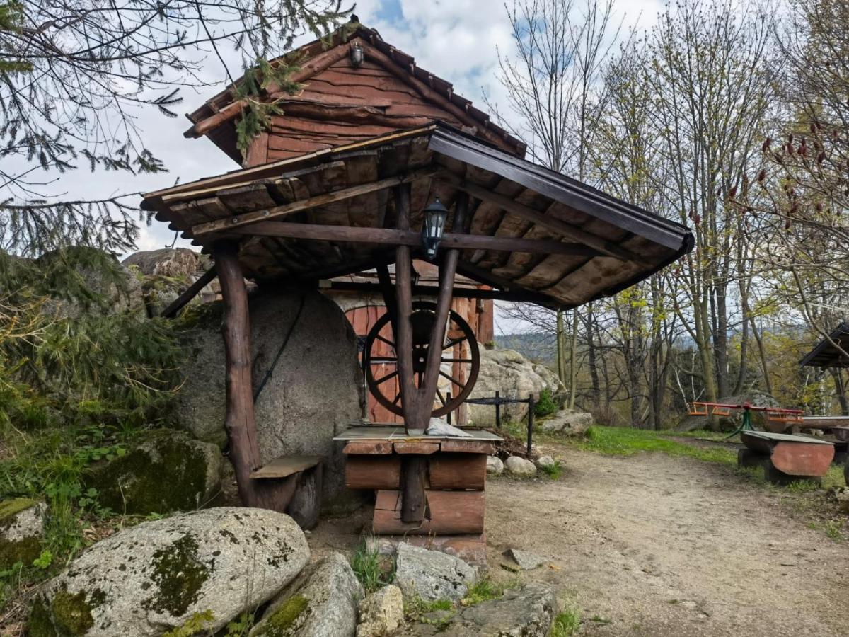 Osrodek Wypoczynkowy Nad Wodospadem Przesieka Exterior photo