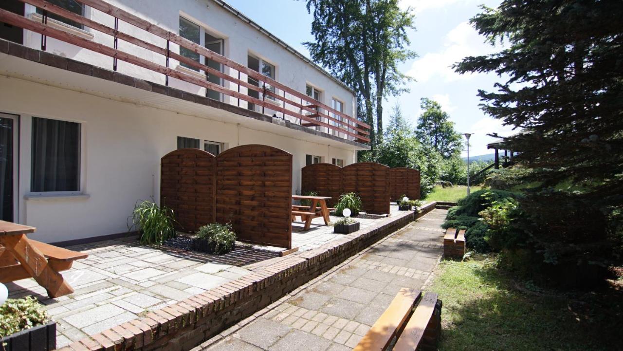 Osrodek Wypoczynkowy Nad Wodospadem Przesieka Exterior photo